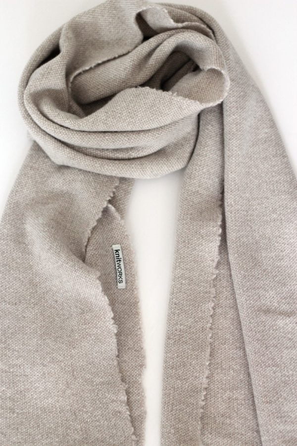 Knitted scarf, light beige