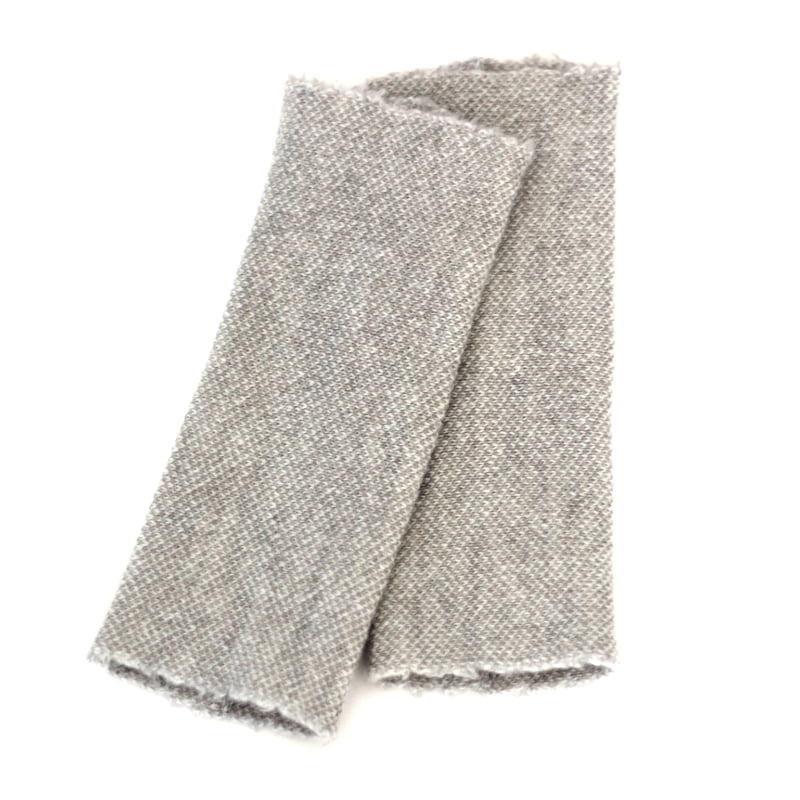 Wrist warmer, light beige-grey
